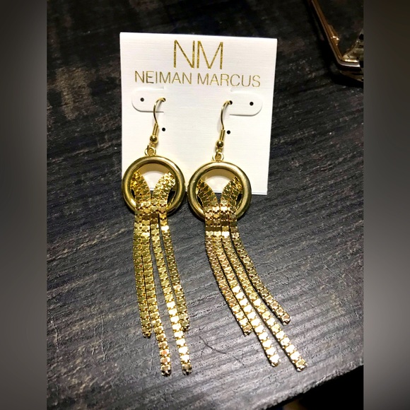 Gorgeous Gold Dangle Earrings Neiman Marcus - Picture 1 of 5
